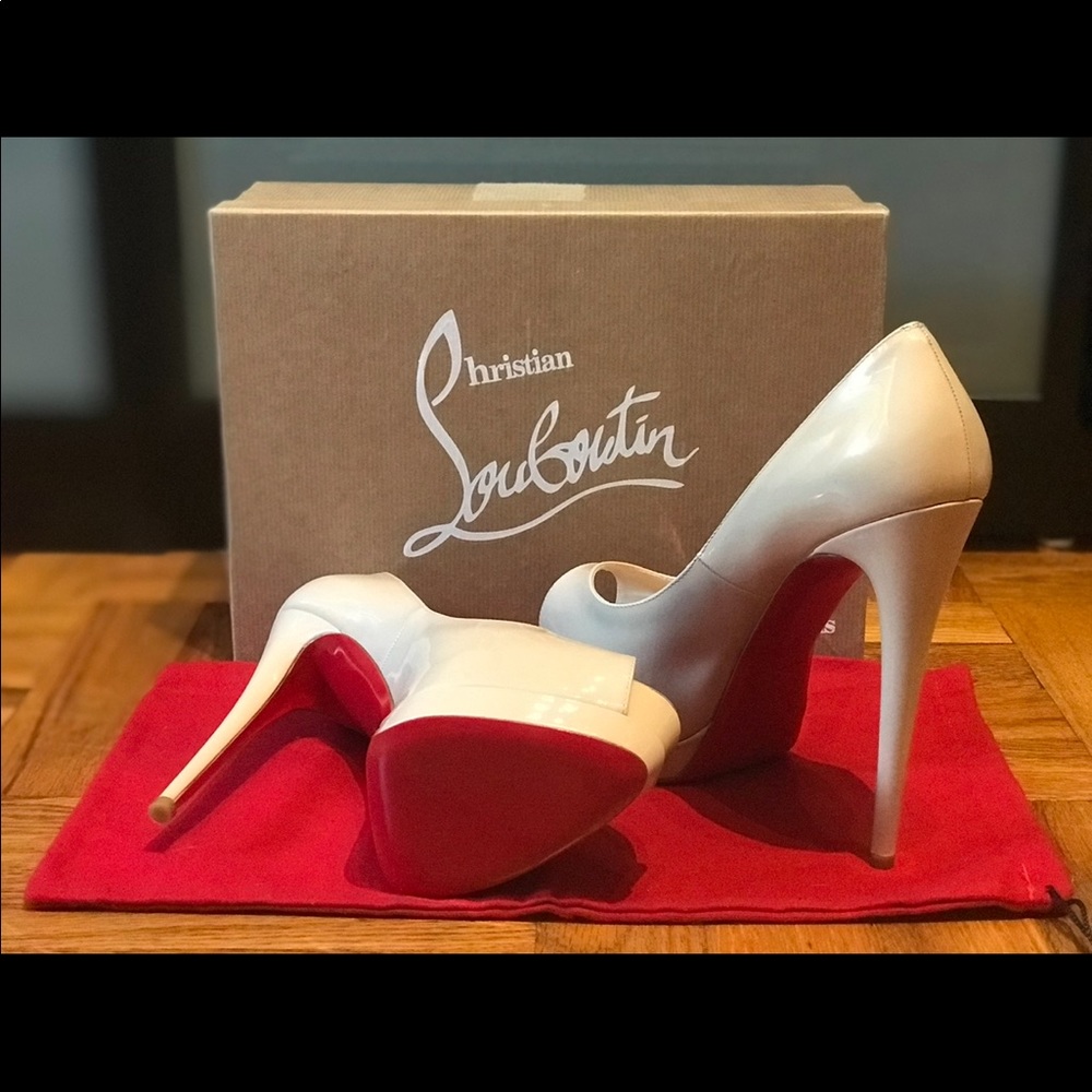 CHRISTIAN LOUBOUTIN Lady Peep Platform pumps